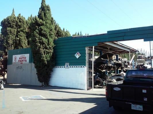 B-J Used Auto Parts of Downey