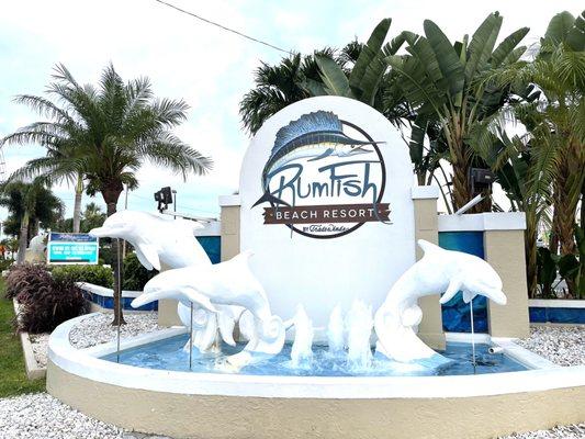 Sandbar Beach Bar & Grill, RumFish Beach Resort by Tradewinds