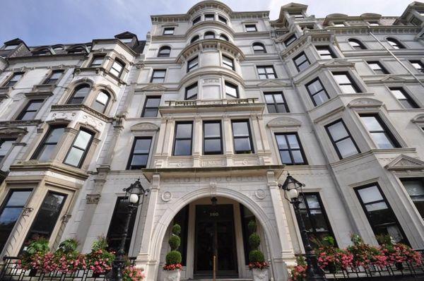 RENTED...Top floor stunner for my clients in the historic Vendome building.