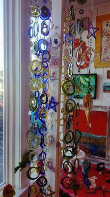 Rain chains in recycled glass by Rosanna Gusler