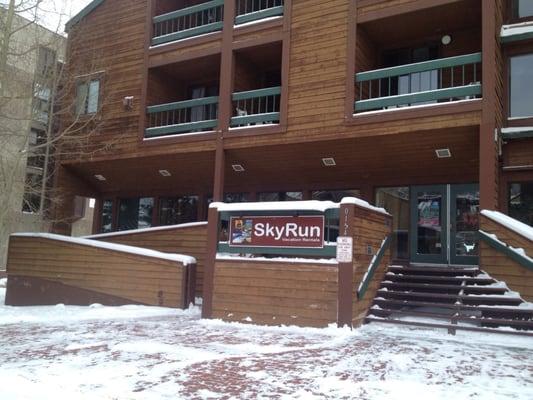 SkyRun Guest Services -Check in Center.