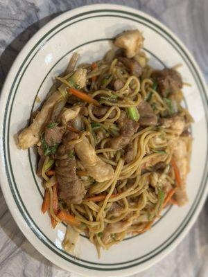 Combo stir fry Soba noodles