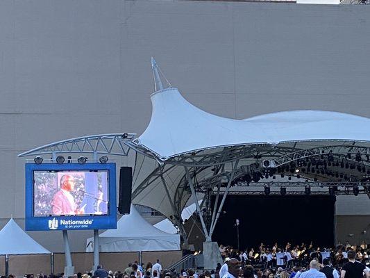 Former Mayor Michael Coleman introducing the Columbus Symphony