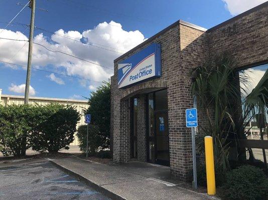 Front of US Post Office on Ladson