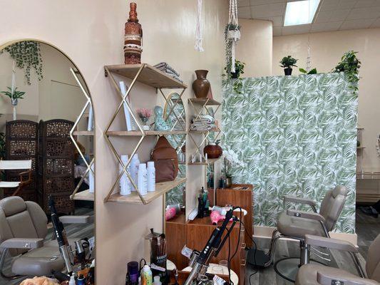 Bungalow Beauty Bar and Boutique