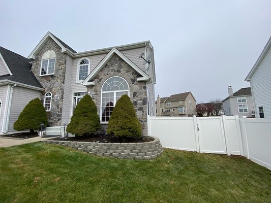 6' high Heavy Duty White Privacy Vinyl Fence