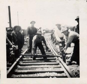 braceros working on the rail lines in west oakland 1943