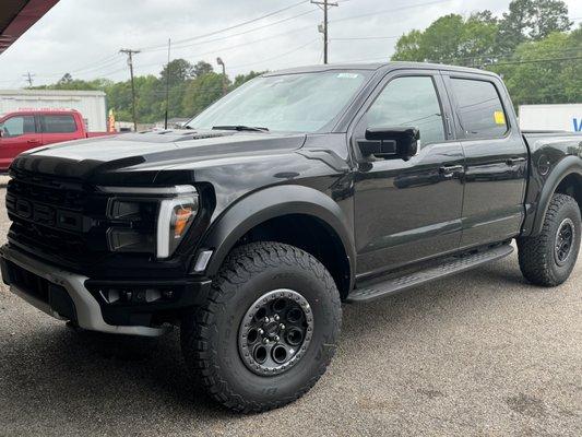 24 Ford Raptor