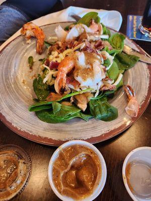 Spinach salad w/ shrimp