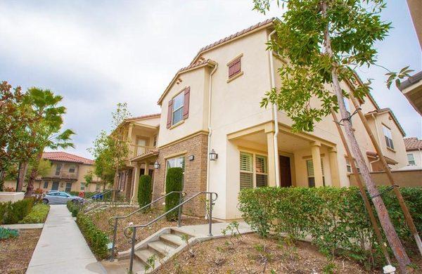 Azusa townhome negotiated under asking price for buyer