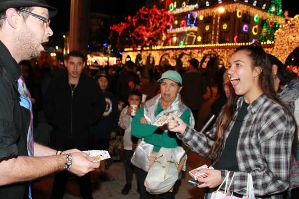 Drawing Crowds at the 2015 Riverside Festival of LIghts