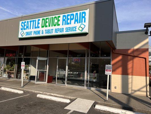 Seattle Device Repair - Northgate