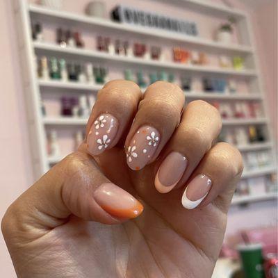 short acrylic set (almond/round shape)