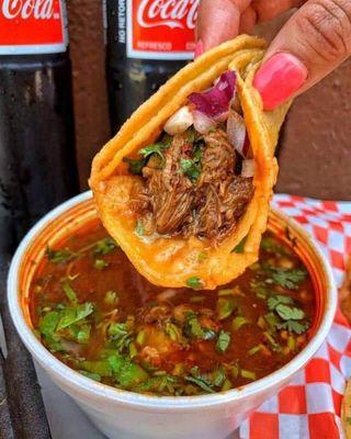 Wet taco Birria w/ consomme