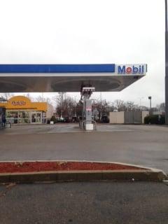 Brockton Mobil & On The Run Mart -- 1012 Belmont Street / RTE 123, Brockton                         Station & Storefront