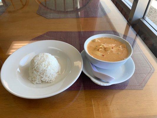 Lunch special Red curry (medium heat)