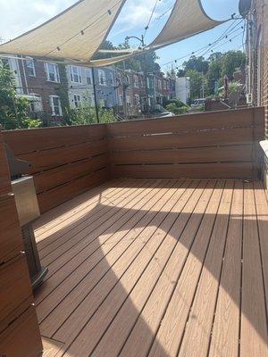 Beautiful deck with trex