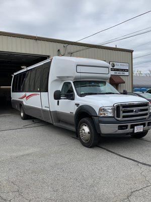 31 passenger bus