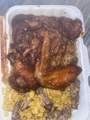 Garlic 4 Chicken Wings with Garlic Sauce and Beef Fried Rice