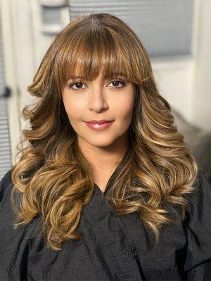 Caramel Balayage & Soft Makeup