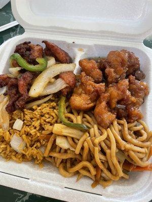 Black pepper chicken  Sesame Chicken  Lo mein