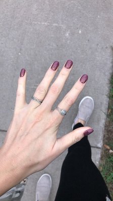 Did an amazing job with my gel manicure! She didn't rush at all and she took her time to make them perfect.