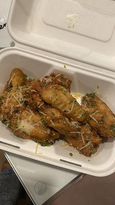 Garlic parmasean wings