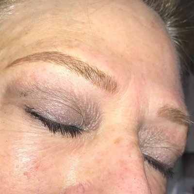 Eyebrow micro blading by Sierra