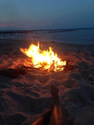 Great Marina to lay back and relax.  We always bring along some firewood for an evening on the beach.