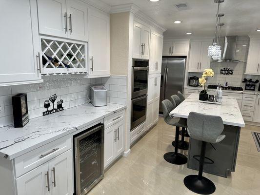 Beautiful Bar area with White Shaker Cabinets