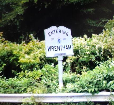 Entering Wrentham from Foxborough.