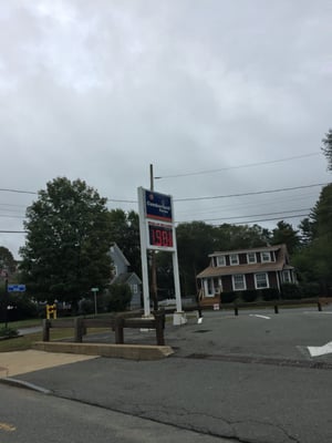 Stoughton Cumberland Farms -- 309 Park Street / Route 27, Stoughton        Sign