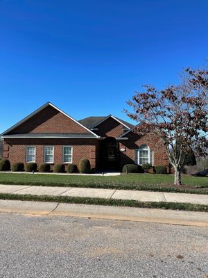 Neatly landscaped home in North Carolina