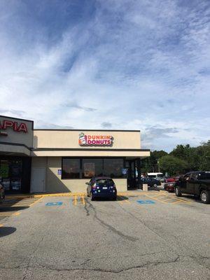 Dunkin Donuts -- 876 Lexington Street, Waltham                Storefront