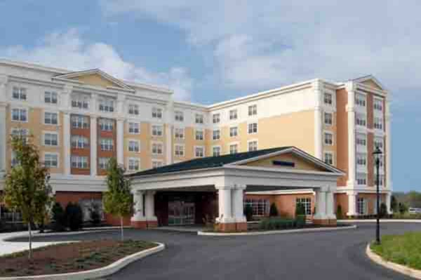 Located inside Wyndham Gettysburg.