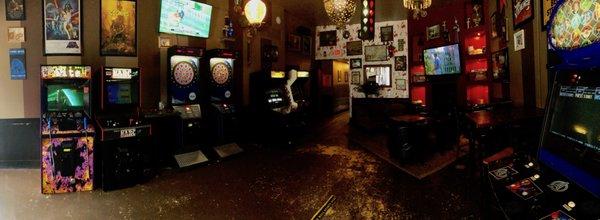 Pano of game room