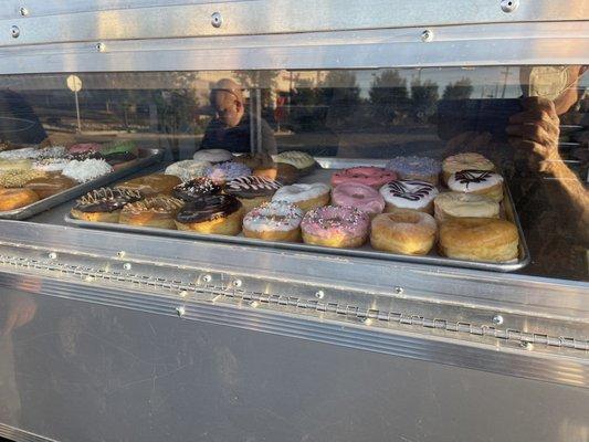 A dazzling display of donuts and fritters