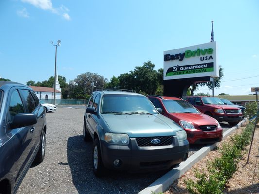 Outside Easy Drive USA on Memorial Blvd. in Lakeland