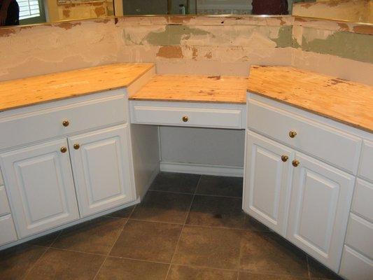 bathroom cabinets