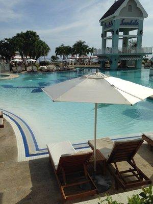 This pefect poolside spot is waiting for you at Sandals Occi Beach Resort!