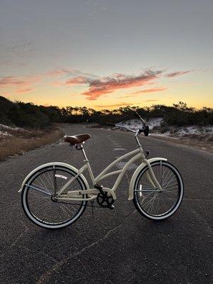 2 Miles from St. Andrews State Park.