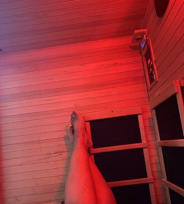 The sauna is big enough for me to lay down and relax for my 30 minute treatment.