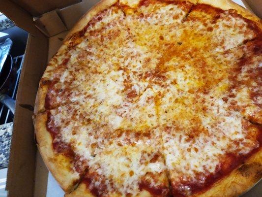 Cheese pizza