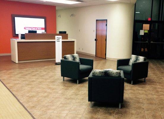 Interior of VeraBank Longview Pine Tree location.