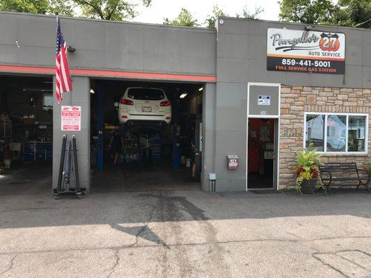 Pangallo's on 27 Auto Service - Call 859.441.5001

Complete Auto Care Service.  Two Service Bays...