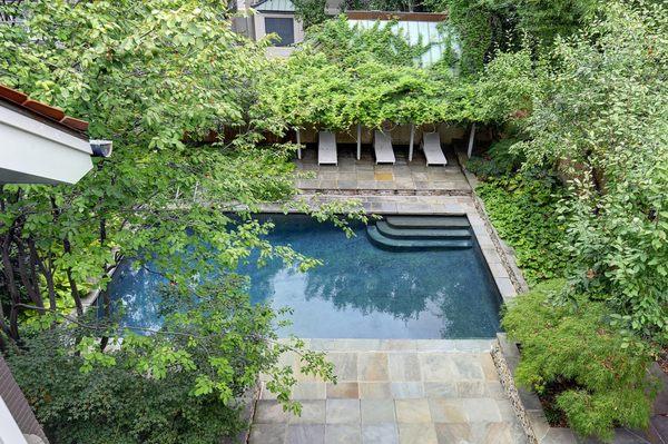 Kalorama swimming pool and garden