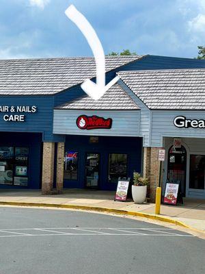 Exterior of shop - replaced Flippin' Pizza in S Lakes Shopping Center close to Safeway near Great Clips and Crest Cleaners