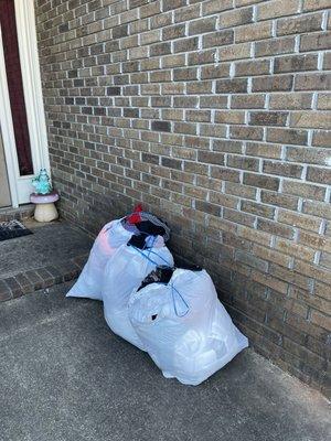 Priced per 13 gallon trash bag. You leave it..we pickup and deliver it back.