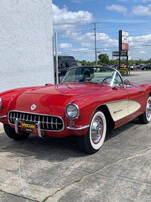 CARB REBUILD ON THIS BEAUTY.. 57 CORVETTE