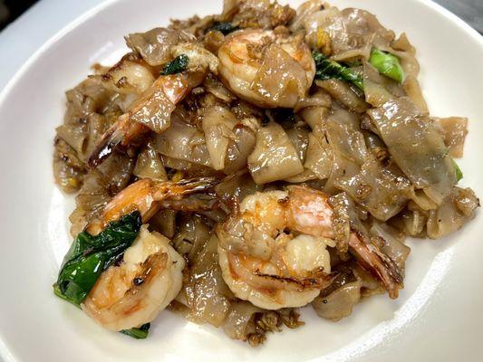 Pad See Ew Shrimps.